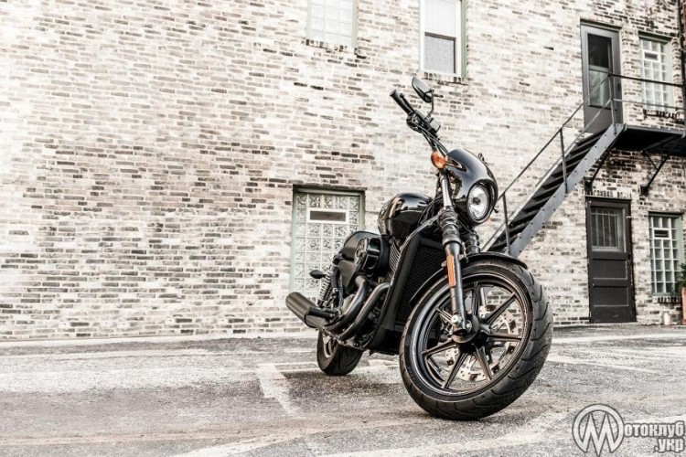 Harley-Davidson Street